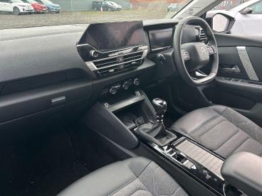 SPOTICAR Citroën C4 1.2 Puretech Sense Plus Euro 6 (s/s) 5dr Used Car - Hatchback Petrol Grey - Bolton - 1200569306_2