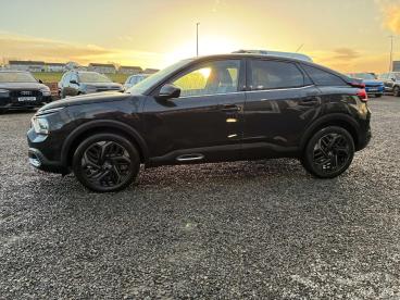 SPOTICAR Citroën C4 1.2 Puretech Shine Euro 6 (s/s) 5dr Used Car - Hatchback Petrol Black - Inverness - 1200573216_4