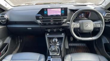 SPOTICAR Citroën C4 1.2 Puretech Shine Euro 6 (s/s) 5dr Used Car - Hatchback Petrol Black - Hatfield - 1200577115_4