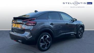 SPOTICAR Citroën C4 1.2 Puretech Max Euro 6 (s/s) 5dr Used Car - Hatchback Petrol Red - Wimbledon - 1200577809_3