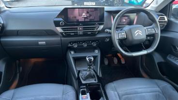 SPOTICAR Citroën C4 1.2 Puretech Max Euro 6 (s/s) 5dr Used Car - Hatchback Petrol Red - Wimbledon - 1200577809_4