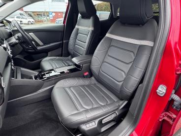 SPOTICAR Citroën C4 1.2 Puretech Shine Plus Eat8 Euro 6 (s/s) 5dr Used Car - Hatchback Petrol Red - Chorley - 1200578435_4