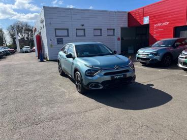 SPOTICAR Citroën C4 1.2 Puretech Shine Euro 6 (s/s) 5dr Used Car - Hatchback Petrol Blue - Ashford - 1200583958_1