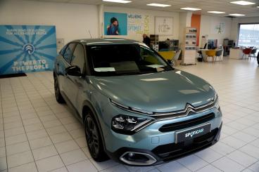 SPOTICAR Citroën C4 1.2 Puretech Shine Euro 6 (s/s) 5dr Used Car - Hatchback Petrol Blue - Newport - 1200584840_2