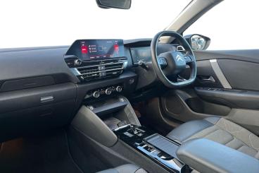 SPOTICAR Citroën C4 1.2 Puretech Shine Eat8 Euro 6 (s/s) 5dr Used Car - Hatchback Petrol Grey - Basildon - 1200585542_2