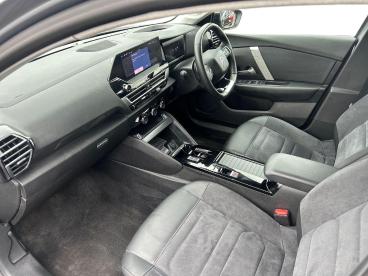 SPOTICAR Citroën C4 1.2 Puretech Max Eat8 Euro 6 (s/s) 5dr Used Car - Hatchback Petrol Grey - Wallsend - 1200592415_3