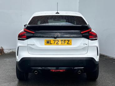 SPOTICAR Citroën C4 1.2 Puretech C-series Edition Euro 6 (s/s) 5dr Used Car - Hatchback Petrol White - Wigan - 1200601160_5