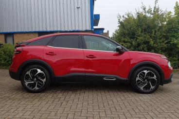 SPOTICAR Citroën C4 1.2 Puretech Shine Plus Eat8 Euro 6 (s/s) 5dr Used Car - Hatchback Petrol Red - Fareham - 1200601910_2