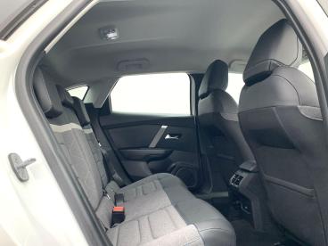 SPOTICAR Citroën C4 1.2 Puretech Sense Plus Euro 6 (s/s) 5dr Used Car - Hatchback Petrol White - Blackburn - 1200606732_5