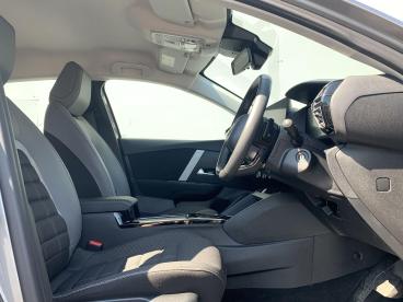 SPOTICAR Citroën C4 1.2 Puretech Plus Eat8 Euro 6 (s/s) 5dr Used Car - Hatchback Petrol Grey - Blackburn - 1200613589_2