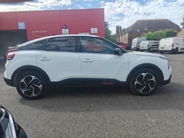 SPOTICAR Citroën C4 1.2 Puretech Shine Plus Eat8 Euro 6 (s/s) 5dr Used Car - Hatchback Petrol White - Ashford - 1200623144_2