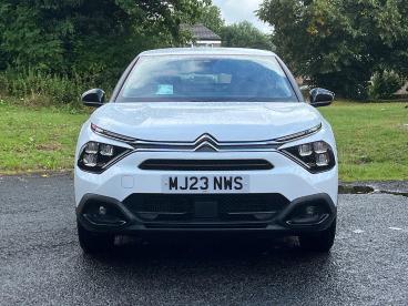 SPOTICAR Citroën C4 1.2 Puretech Sense Plus Euro 6 (s/s) 5dr Used Car - Hatchback Petrol White - Bolton - 1200630238_4
