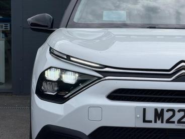 SPOTICAR Citroën C4 1.2 Puretech Sense Plus Euro 6 (s/s) 5dr Used Car - Hatchback Petrol White - Watford - 1200637646_3