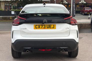 SPOTICAR Citroën C4 1.2 Puretech Sense Plus Euro 6 (s/s) 5dr Used Car - Hatchback Petrol White - Torquay - 1200640503_4