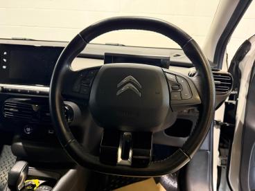 SPOTICAR Citroën C4 Cactus 1.2 Puretech Flair Eat6 Euro 6 (s/s) 5dr Used Car - Hatchback Petrol White - Carlisle - 1200562891_3