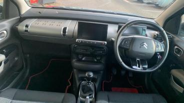 SPOTICAR Citroën C4 Cactus 1.2 Puretech Gpf Feel Euro 6 (s/s) 5dr Used Car - Hatchback Petrol Red - London - 1200564197_4