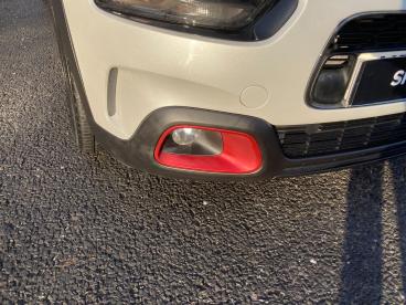 SPOTICAR Citroën C4 Cactus 1.2 Puretech Feel Edition Euro 6 5dr Used Car - Hatchback Petrol White - Plymouth - 1200567125_5