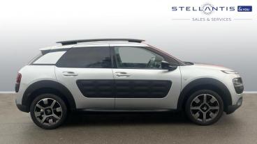 SPOTICAR Citroën C4 Cactus 1.2 Puretech Flair Etg5 Euro 6 (s/s) 5dr Used Car - Hatchback Petrol  - Wimbledon - 1200568817_2