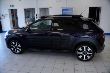 SPOTICAR Citroën C4 Cactus 1.2 Puretech Flair Euro 6 5dr (euro 6) Used Car - Hatchback Petrol Purple - Newport - 1200593081_5
