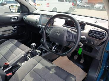 SPOTICAR Citroën C4 Cactus 1.2 Puretech Gpf Flair Euro 6 (s/s) 5dr Used Car - Hatchback Petrol Blue - Aylesbury - 1200602610_5