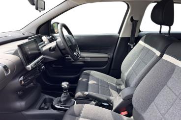SPOTICAR Citroën C4 Cactus 1.2 Puretech Gpf Feel Euro 6 (s/s) 5dr Used Car - Hatchback Petrol Grey - Peterborough - 1200606259_2