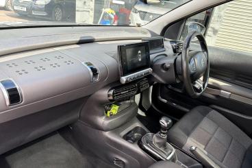 SPOTICAR Citroën C4 Cactus 1.2 Puretech Flair Euro 6 (s/s) 5dr Used Car - Hatchback Petrol Grey - Taunton - 1200610170_2