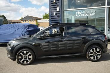 SPOTICAR Citroën C4 Cactus 1.2 Puretech Flair Etg5 Euro 6 (s/s) 5dr Used Car - Hatchback Petrol Black - Leamington - 1200628331_5