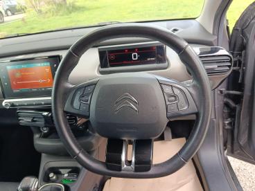 SPOTICAR Citroën C4 Cactus 1.2 Puretech Gpf Flair Euro 6 (s/s) 5dr Used Car - Hatchback Petrol Grey - Aylesbury - 1200633394_3