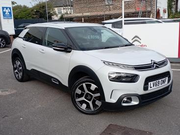 SPOTICAR Citroën C4 Cactus 1.2 Puretech Flair Eat6 Euro 6 (s/s) 5dr Used Car - Hatchback Petrol White - Eastbourne - 1200642265_1