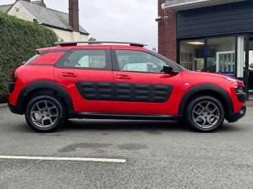 SPOTICAR Citroën C4 Cactus 1.2 Puretech Feel Euro 6 5dr (euro 6) Used Car - Hatchback Petrol Red - Chorley - 1200644541_3