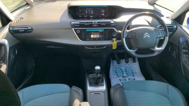 SPOTICAR Citroën C4 Picasso 1.2 Puretech Feel Euro 6 (s/s) 5dr Used Car - Mpv Petrol Red - Walton On Thames - 1200581912_4