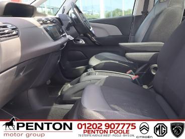 SPOTICAR Citroën C4 Picasso 1.6 Bluehdi Flair Eat6 Euro 6 (s/s) 5dr Used Car - Mpv Diesel White - Poole - 1200612559_4