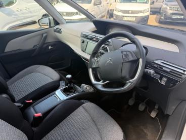 SPOTICAR Citroën C4 Picasso 1.6 Bluehdi Feel Euro 6 (s/s) 5dr Used Car - Mpv Diesel Beige - Boston - 1200618495_3