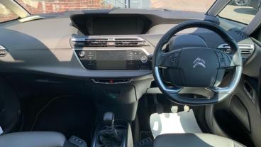 SPOTICAR Citroën C4 Spacetourer 1.2 Puretech Flair Euro 6 (s/s) 5dr Used Car - Mpv Petrol Red - Crawley - 1200593817_4
