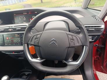 SPOTICAR Citroën C4 Spacetourer 1.2 Puretech Feel Euro 6 (s/s) 5dr Used Car - Mpv Petrol Red - Aylesbury - 1200631606_3