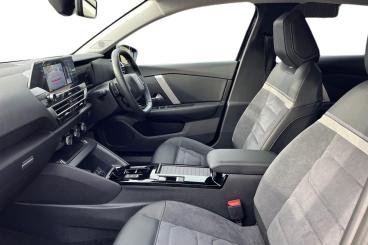 SPOTICAR Citroën C4 X 1.2 Puretech Max Fastback Eat8 Euro 6 (s/s) 4dr Used Car - Suv Petrol Black - Peterborough - 1200555402_2