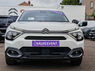 SPOTICAR Citroën C4 X 1.2 Puretech Max Fastback Eat8 Euro 6 (s/s) 4dr Used Car - Suv Petrol White - Dartford - 1200603022_2