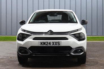SPOTICAR Citroën C4 X 1.2 Puretech Max Fastback Eat8 Euro 6 (s/s) 4dr Used Car - Suv Petrol White - Weston-super-mare - 1200623519_3