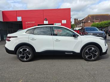 SPOTICAR Citroën C4 X 1.2 Puretech Shine Fastback Eat8 Euro 6 (s/s) 4dr Used Car - Suv Petrol White - Ashford - 1200636086_2
