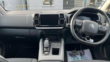SPOTICAR Citroën C5 Aircross 1.6 13.2kwh Shine Plus E-eat8 Euro 6 (s/s) 5dr Used Car - Suv Plug-in Hybrid White - Romford - 1200565072_4