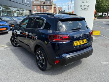 SPOTICAR Citroën C5 Aircross 1.5 Bluehdi Max Eat8 Euro 6 (s/s) 5dr Used Car - Suv Diesel Blue - Wakefield - 1200567581_3