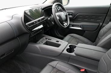 SPOTICAR Citroën C5 Aircross 1.2 Hybrid Max Edition E-dsc Euro 6 (s/s) 5dr Used Car - Suv Hybrid White - Telford - 1200569051_2