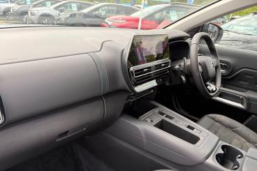 SPOTICAR Citroën C5 Aircross 1.2 Hybrid Max Edition E-dsc Euro 6 (s/s) 5dr Used Car - Suv Hybrid White - Taunton - 1200576569_2