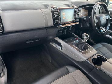 SPOTICAR Citroën C5 Aircross 1.2 Puretech Shine Euro 6 (s/s) 5dr Used Car - Suv Petrol White - Wigan - 1200581166_2