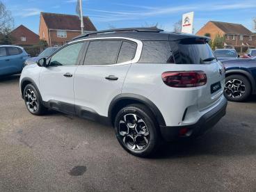 SPOTICAR Citroën C5 Aircross 1.2 Hybrid Max Edition E-dsc Euro 6 (s/s) 5dr Used Car - Suv Hybrid White - Colchester - 1200583167_4