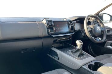 SPOTICAR Citroën C5 Aircross 1.2 Puretech Flair Euro 6 (s/s) 5dr Used Car - Suv Petrol Black - Basildon - 1200583402_2