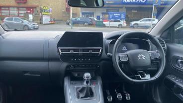 SPOTICAR Citroën C5 Aircross 1.2 Puretech Sense Plus Euro 6 (s/s) 5dr Used Car - Suv Petrol Black - Romford - 1200584496_4