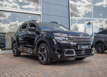 SPOTICAR Citroën C5 Aircross 1.2 Puretech Shine Euro 6 (s/s) 5dr Used Car - Suv Petrol Black - Aldershot - 1200584904_1