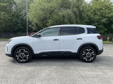 SPOTICAR Citroën C5 Aircross 1.2 Hybrid Plus E-dsc Euro 6 (s/s) 5dr Used Car - Suv Hybrid White - Camarthen - 1200590577_5
