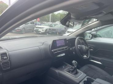 SPOTICAR Citroën C5 Aircross 1.2 Puretech Shine Euro 6 (s/s) 5dr Used Car - Suv Petrol Blue - Taunton - 1200602924_2